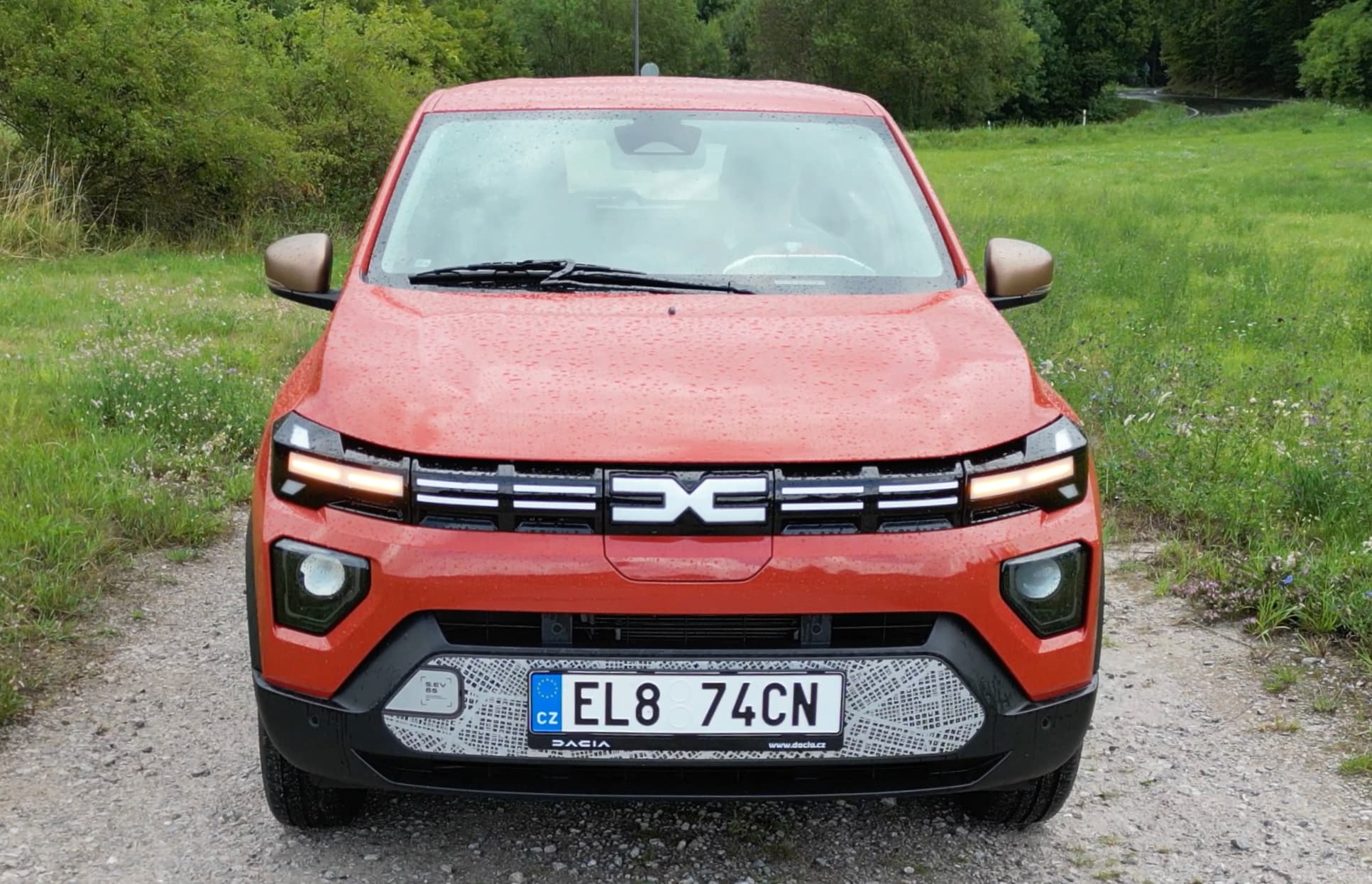 Recenze Dacia Spring facelift