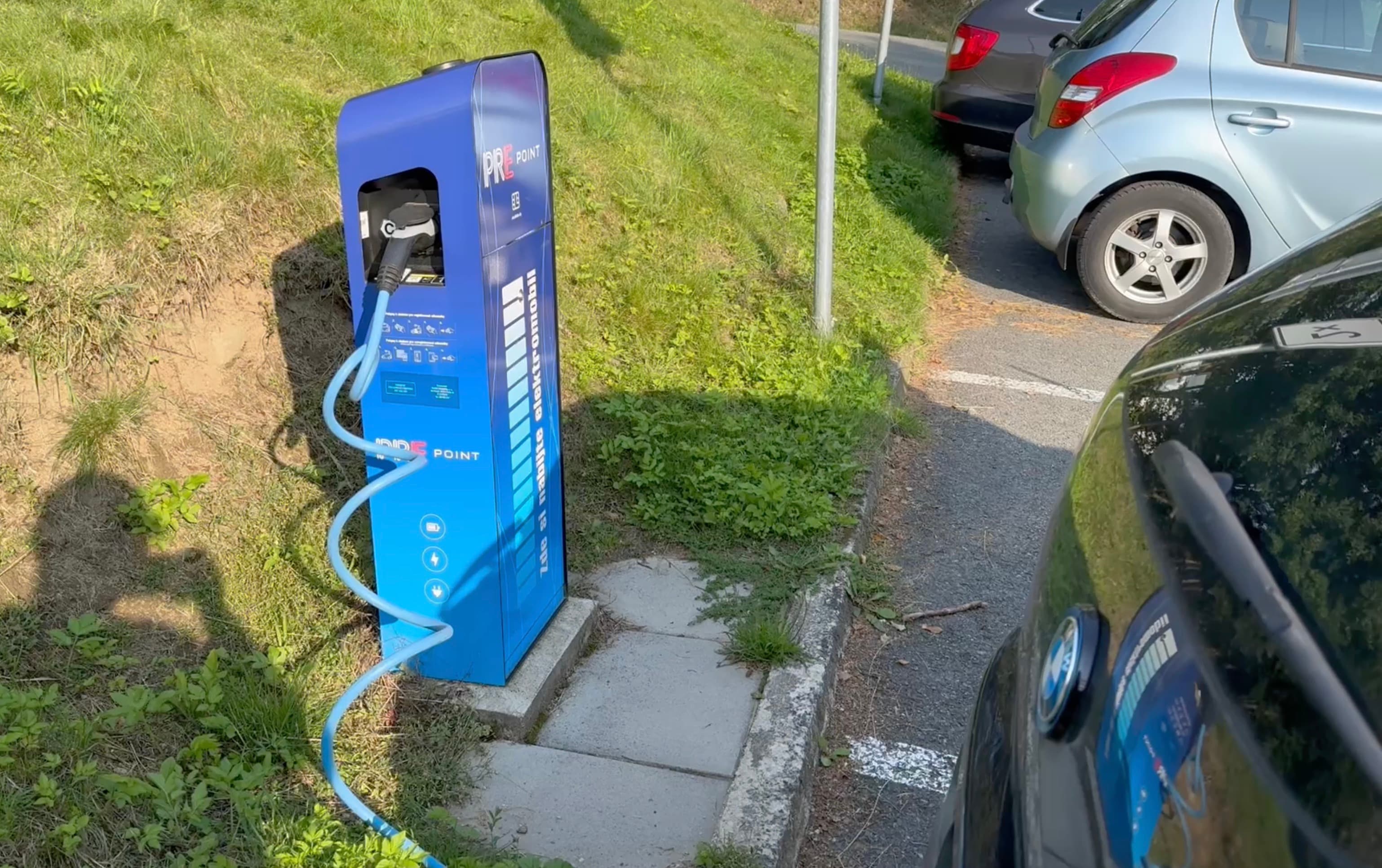 Elektromobilem do Monínce